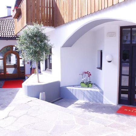 Zur Muehle Hotell Ora / Auer Exteriör bild